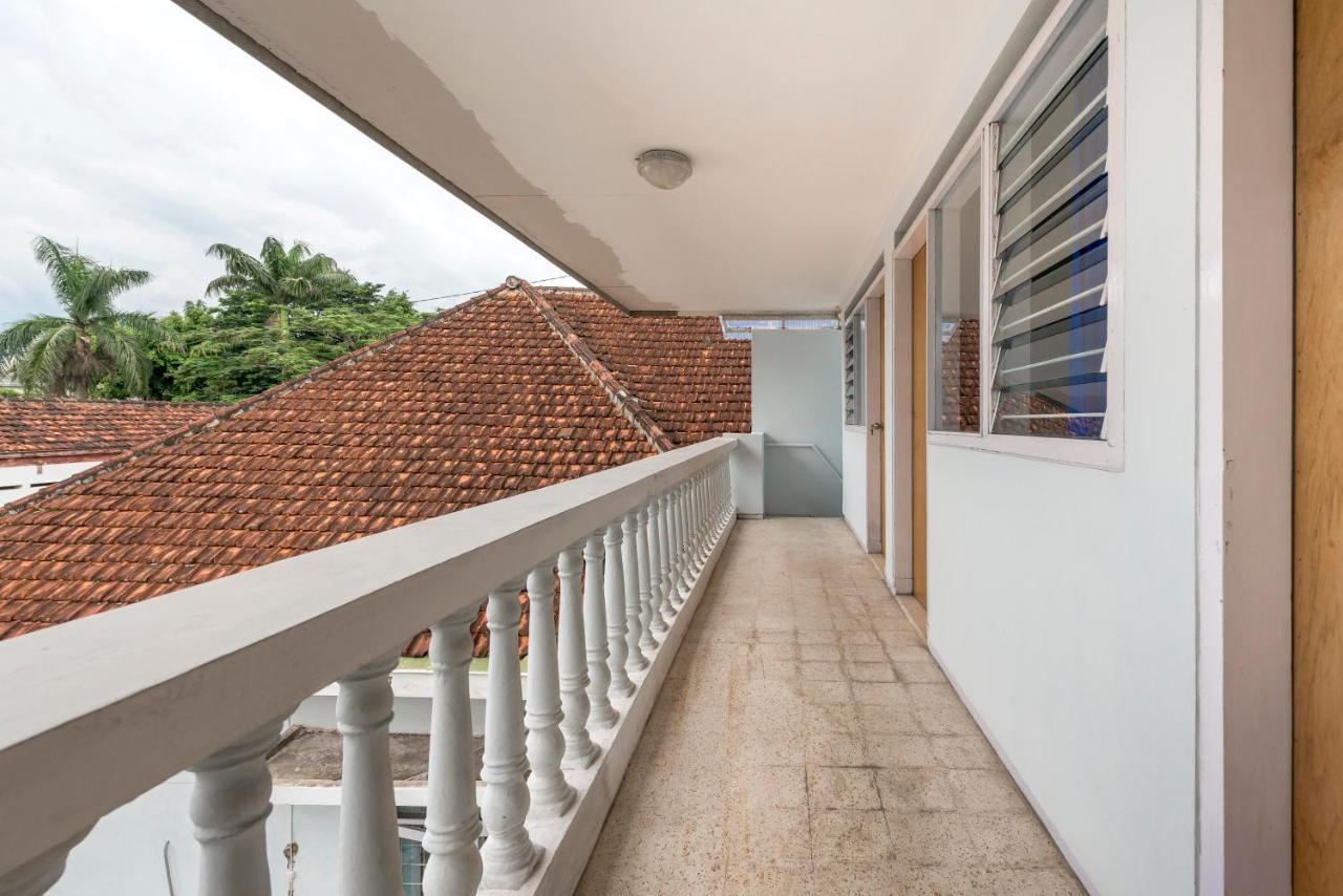 Hôtel Koolkost @ Jalan Raya Langsep à Kotalama Extérieur photo